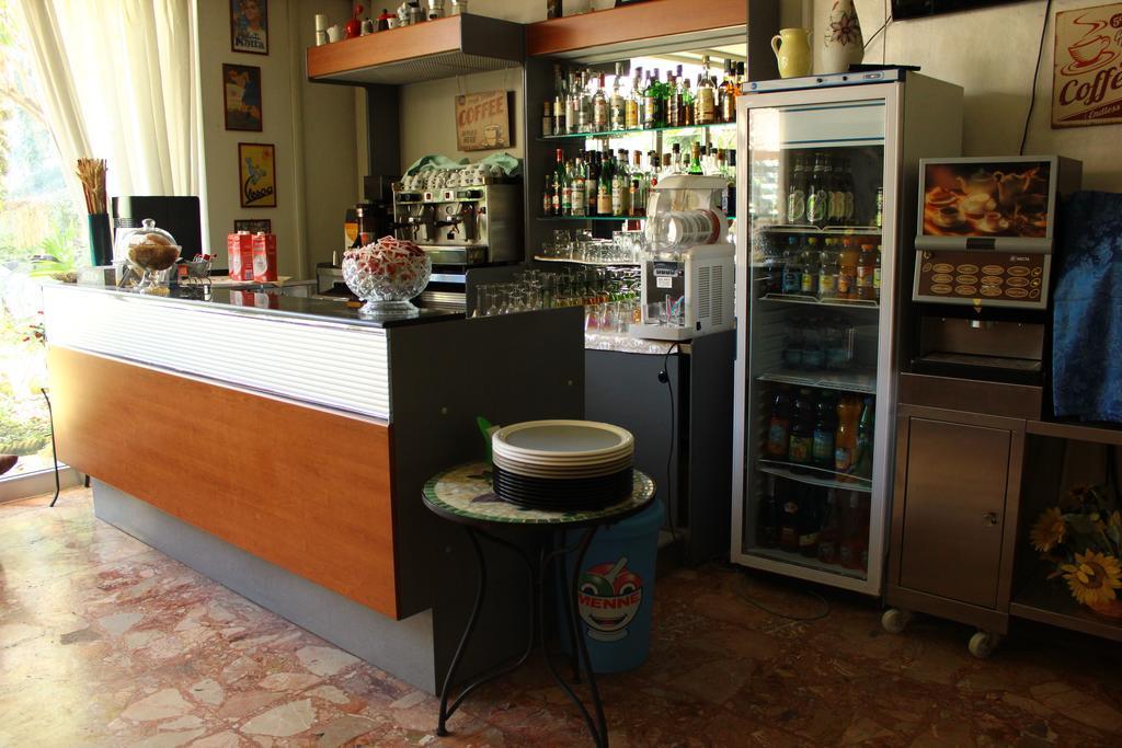 Hotel Roxy Floridiana Rimini Bagian luar foto